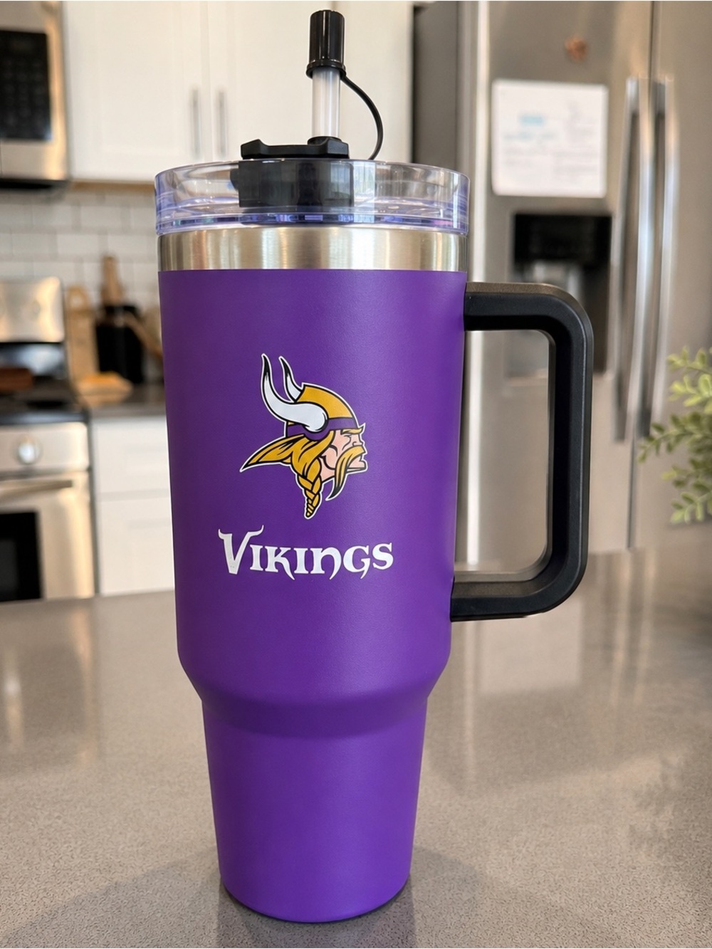 Minnesota Vikings Purple Insulated Tumbler Cup with Straw